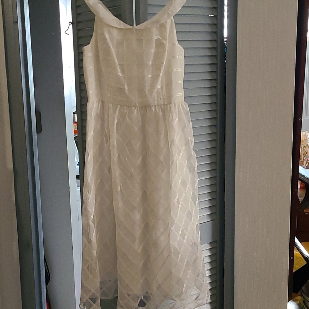 Dress. White